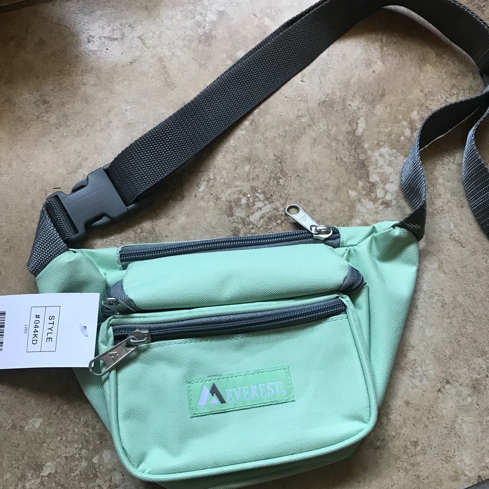 New Everest Ming Green Fanny pack